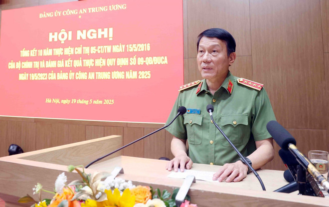 Tổng Bí thư: Gắn kết chặt chẽ học tập, làm theo Bác với xây dựng lực lượng Công an Nhân dân- Ảnh 3. Tổng Bí thư: Gắn kết chặt chẽ học tập, làm theo Bác với xây dựng lực lượng Công an Nhân dân- Ảnh 3.