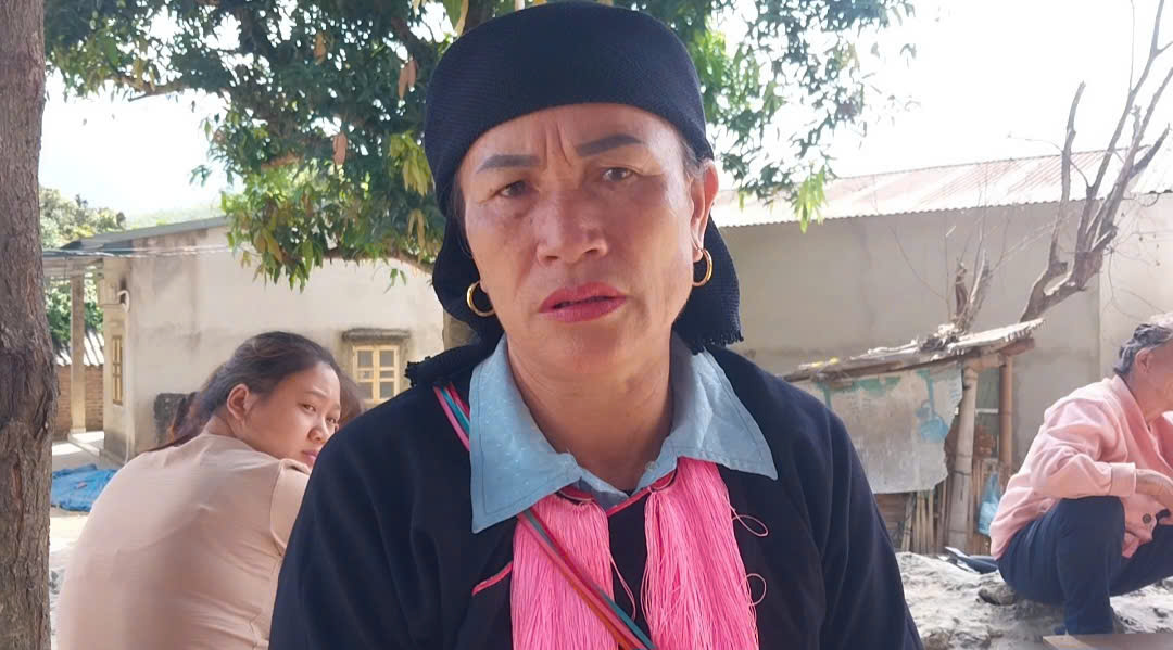 Lào Cai: Cả làng bất an vì sống bên bãi thải quặng - Ảnh 3.