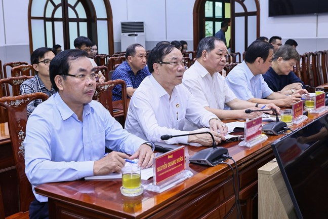 Ủy ban TƯ MTTQ Việt Nam đánh giá sơ bộ kết quả lấy ý kiến vào dự thảo Nghị quyết sửa đổi, bổ sung một số điều của Hiến pháp năm 2013- Ảnh 5. Ủy ban TƯ MTTQ Việt Nam đánh giá sơ bộ kết quả lấy ý kiến vào dự thảo Nghị quyết sửa đổi, bổ sung một số điều của Hiến pháp năm 2013- Ảnh 5.