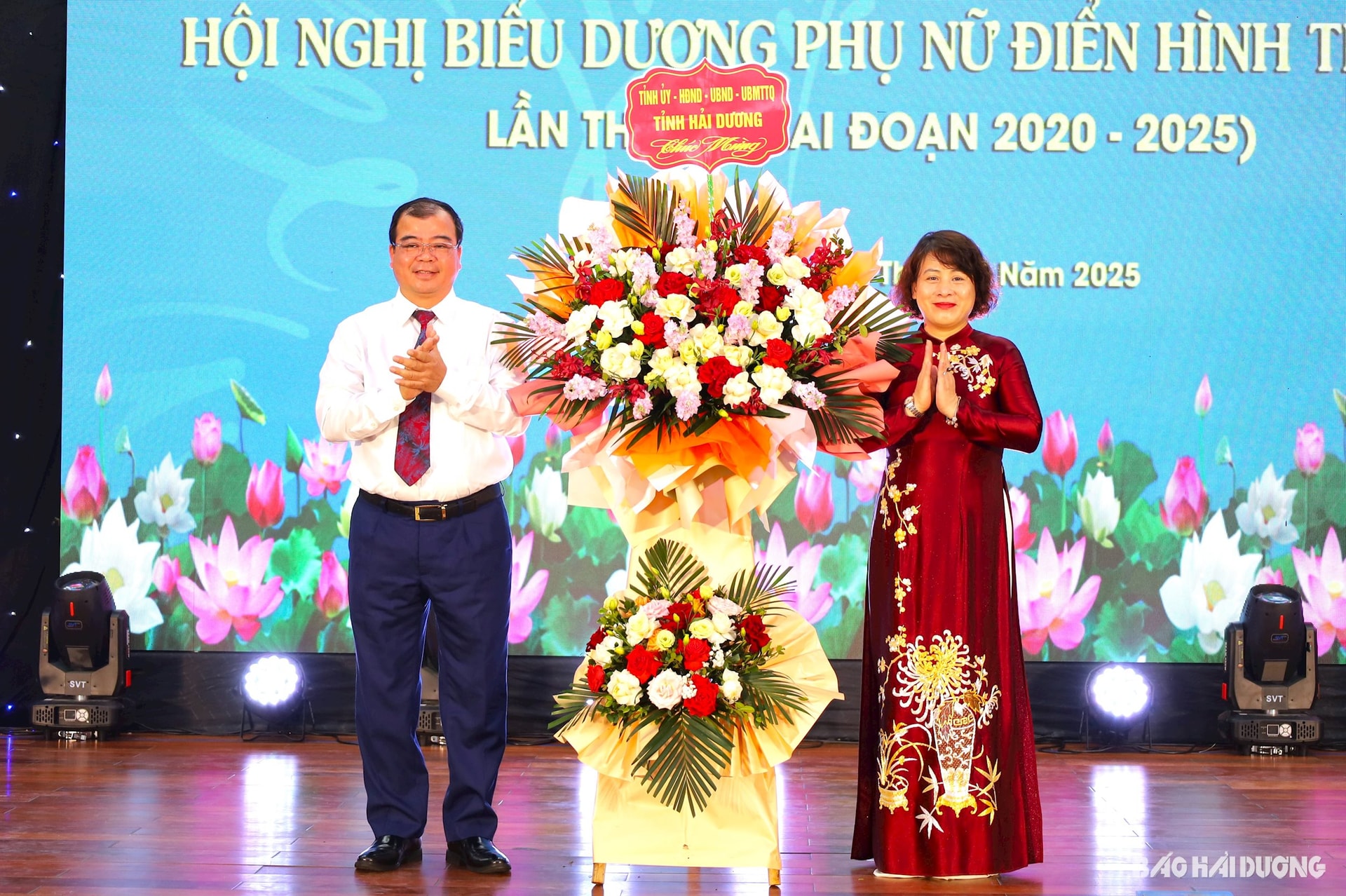 Hải Dương biểu dương 95 tập thể, cá nhân phụ nữ điển hình tiên tiến- Ảnh 2. Hải Dương biểu dương 95 tập thể, cá nhân phụ nữ điển hình tiên tiến- Ảnh 2.