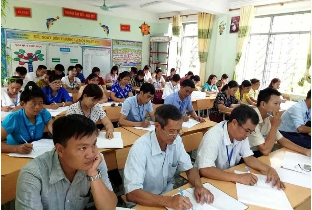 Các trường học vùng cao "vượt khó" đưa ứng dụng công nghệ, trí tuệ nhân tạo vào giảng dạy- Ảnh 2. Các trường học vùng cao "vượt khó" đưa ứng dụng công nghệ, trí tuệ nhân tạo vào giảng dạy- Ảnh 2.