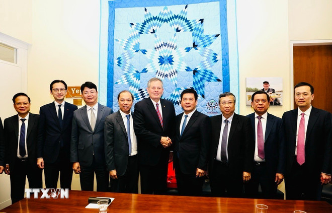 Thúc đẩy đối thoại để sớm đạt tiến triển trong đàm phán thương mại Việt-Mỹ- Ảnh 4. Thúc đẩy đối thoại để sớm đạt tiến triển trong đàm phán thương mại Việt-Mỹ- Ảnh 4.