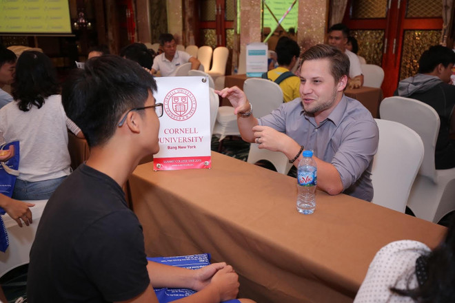 Mỹ dừng phỏng vấn thị thực du học: Học sinh "sốc" vì đối mặt với nguy cơ trượt đại học- Ảnh 1. Mỹ dừng phỏng vấn thị thực du học: Học sinh "sốc" vì đối mặt với nguy cơ trượt đại học- Ảnh 1.