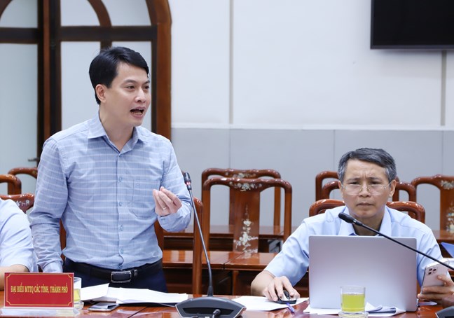 Bàn giải pháp xây dựng tiêu chí "Khu dân cư đoàn kết, ấm no, hạnh phúc"- Ảnh 4. Bàn giải pháp xây dựng tiêu chí "Khu dân cư đoàn kết, ấm no, hạnh phúc"- Ảnh 4.