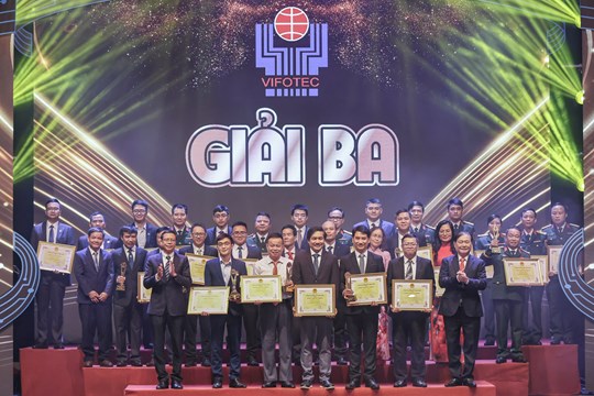 42 công trình đoạt Giải thưởng Sáng tạo Khoa học Công nghệ Việt Nam năm 2024- Ảnh 7. 42 công trình đoạt Giải thưởng Sáng tạo Khoa học Công nghệ Việt Nam năm 2024- Ảnh 7.