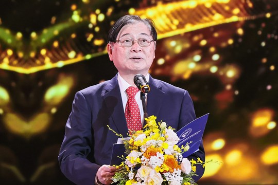 42 công trình đoạt Giải thưởng Sáng tạo Khoa học Công nghệ Việt Nam năm 2024- Ảnh 1. 42 công trình đoạt Giải thưởng Sáng tạo Khoa học Công nghệ Việt Nam năm 2024- Ảnh 1.