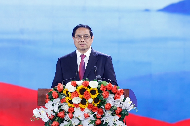 Thủ tướng: Kỷ niệm 50 năm giải phóng Côn Đảo, quyết tâm lập những kỳ tích mới, hào hùng và oanh liệt hơn- Ảnh 2. Thủ tướng: Kỷ niệm 50 năm giải phóng Côn Đảo, quyết tâm lập những kỳ tích mới, hào hùng và oanh liệt hơn- Ảnh 2.