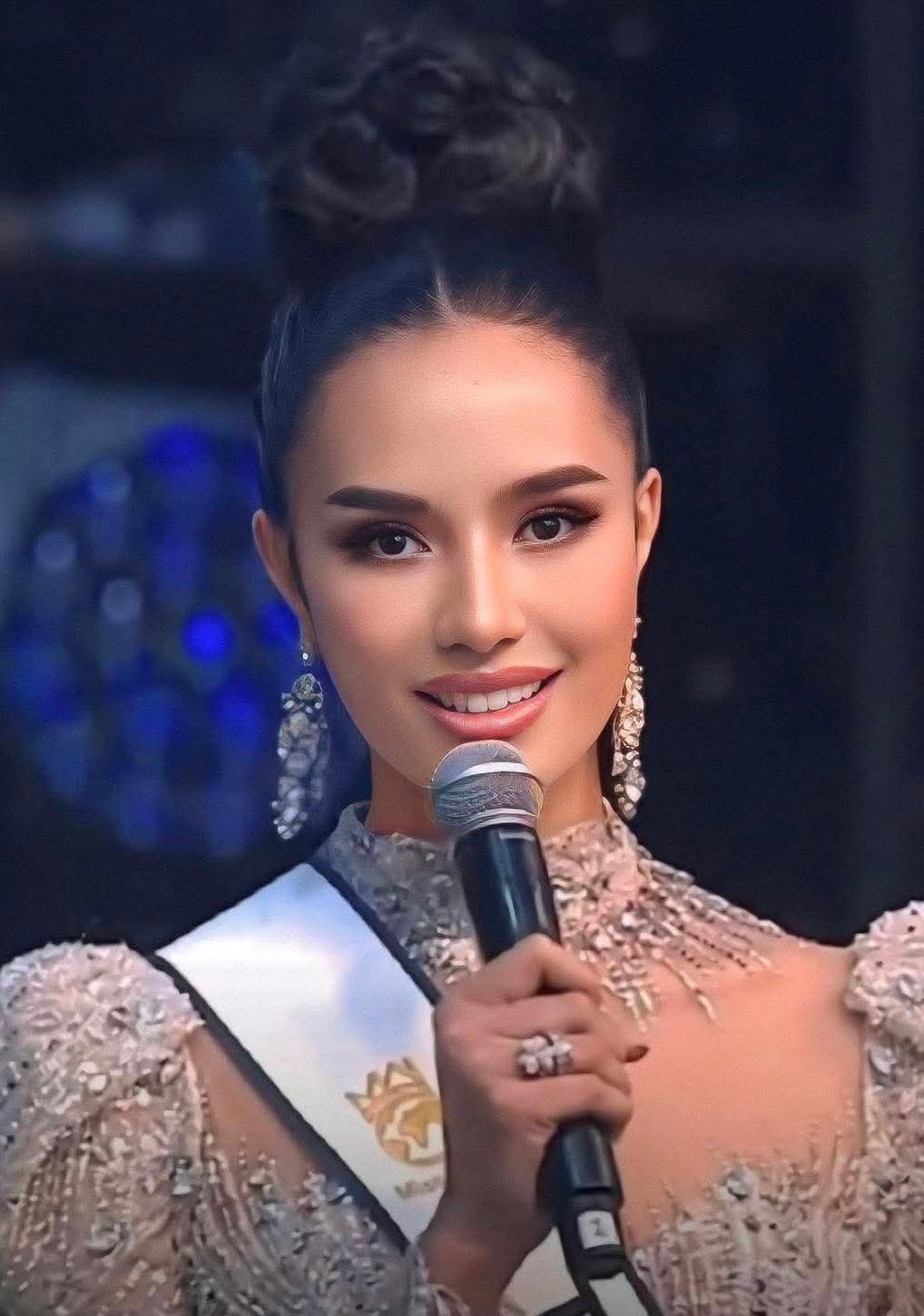 Người đẹp Thái Lan đăng quang Hoa hậu Thế giới 2025, Ý Nhi dừng chân ở Top 40- Ảnh 1. Người đẹp Thái Lan đăng quang Hoa hậu Thế giới 2025, Ý Nhi dừng chân ở Top 40- Ảnh 1.