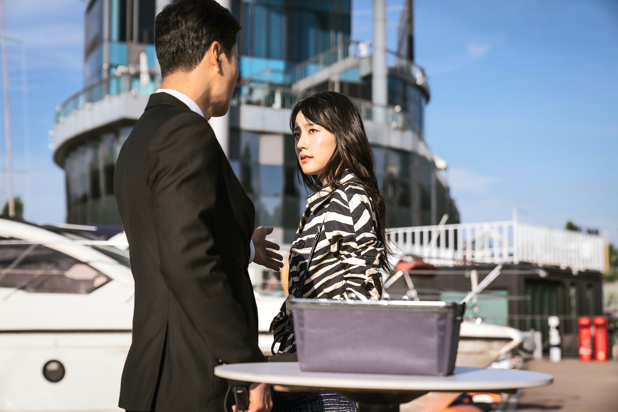 Duy Mạnh bất ngờ làm đại sứ cho phim "bom tấn" Hàn Quốc- Ảnh 1. Duy Mạnh bất ngờ làm đại sứ cho phim "bom tấn" Hàn Quốc- Ảnh 1.