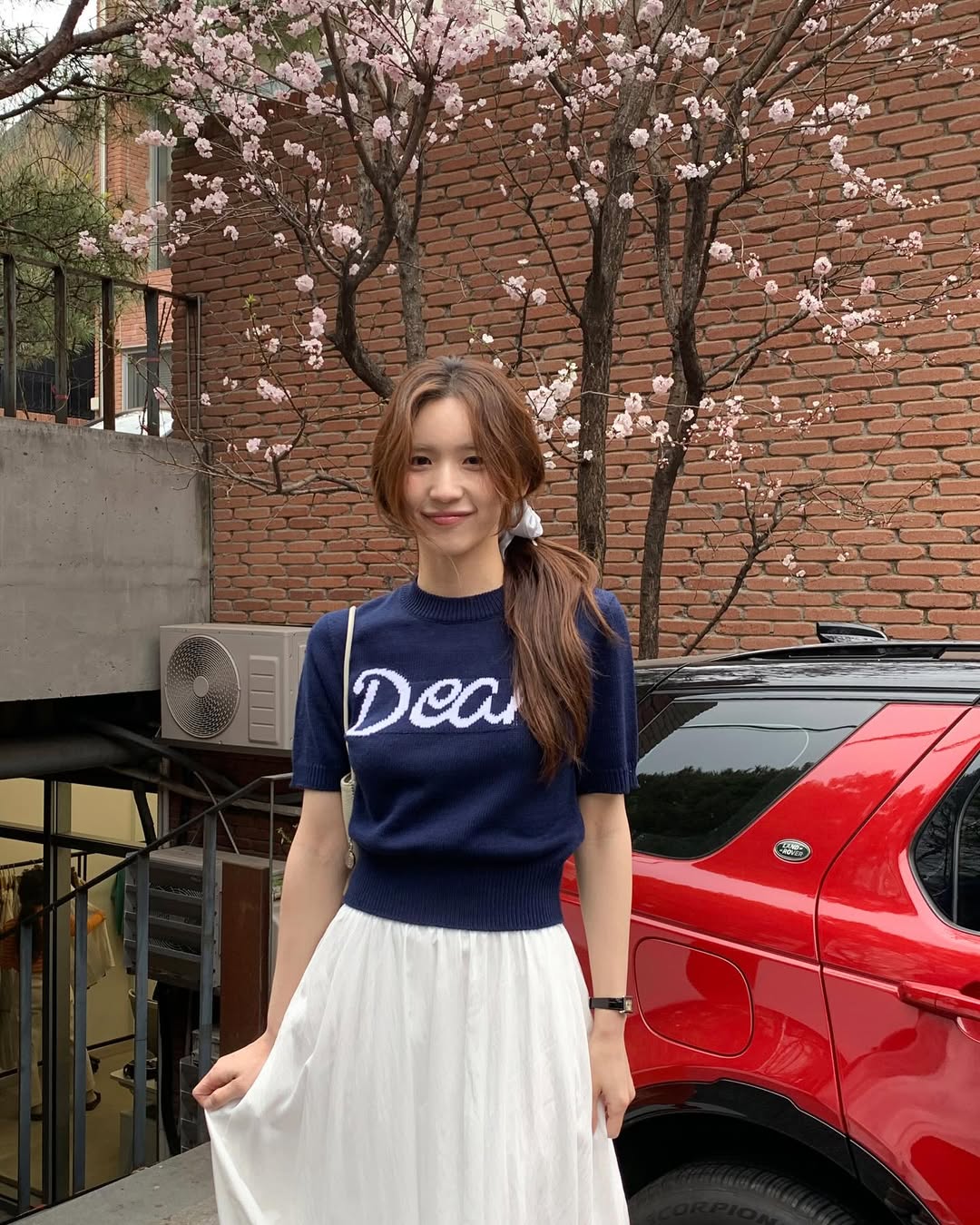 5 kiểu tóc trẻ trung, dễ làm, hợp diện cùng váy vóc mùa hè- Ảnh 7. 5 kiểu tóc trẻ trung, dễ làm, hợp diện cùng váy vóc mùa hè- Ảnh 7.