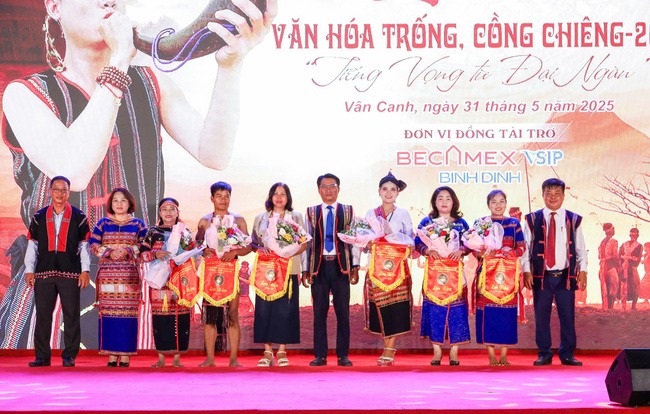 Bình Định: Liên hoan Cồng Chiêng huyện Vân Canh 2025- Ảnh 2.