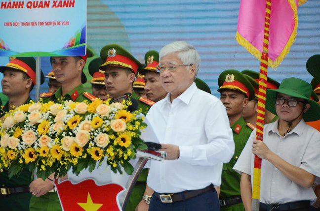Hãy luôn "Lắng nghe trẻ em bằng trái tim" và "Bảo vệ trẻ em bằng hành động"- Ảnh 4. Hãy luôn "Lắng nghe trẻ em bằng trái tim" và "Bảo vệ trẻ em bằng hành động"- Ảnh 4.