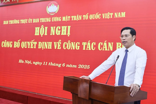 Ông Bùi Duy Đông được bổ nhiệm làm Thư ký Chủ tịch Ủy ban Trung ương MTTQ Việt Nam- Ảnh 5. Ông Bùi Duy Đông được bổ nhiệm làm Thư ký Chủ tịch Ủy ban Trung ương MTTQ Việt Nam- Ảnh 5.