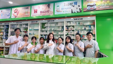 Đội ngũ dược sĩ tại Nhà thuốc Việt. Đội ngũ dược sĩ tại Nhà thuốc Việt.