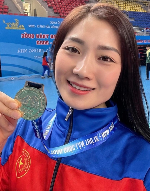 "Huyền thoại" bóng chuyền nữ Phạm Yến lên xe hoa- Ảnh 1. "Huyền thoại" bóng chuyền nữ Phạm Yến lên xe hoa- Ảnh 1.