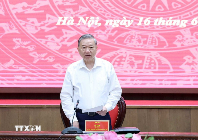 Tổng Bí thư Tô Lâm: Định hình một tầm nhìn mới cho Thủ đô trong thời đại mới- Ảnh 2. Tổng Bí thư Tô Lâm: Định hình một tầm nhìn mới cho Thủ đô trong thời đại mới- Ảnh 2.
