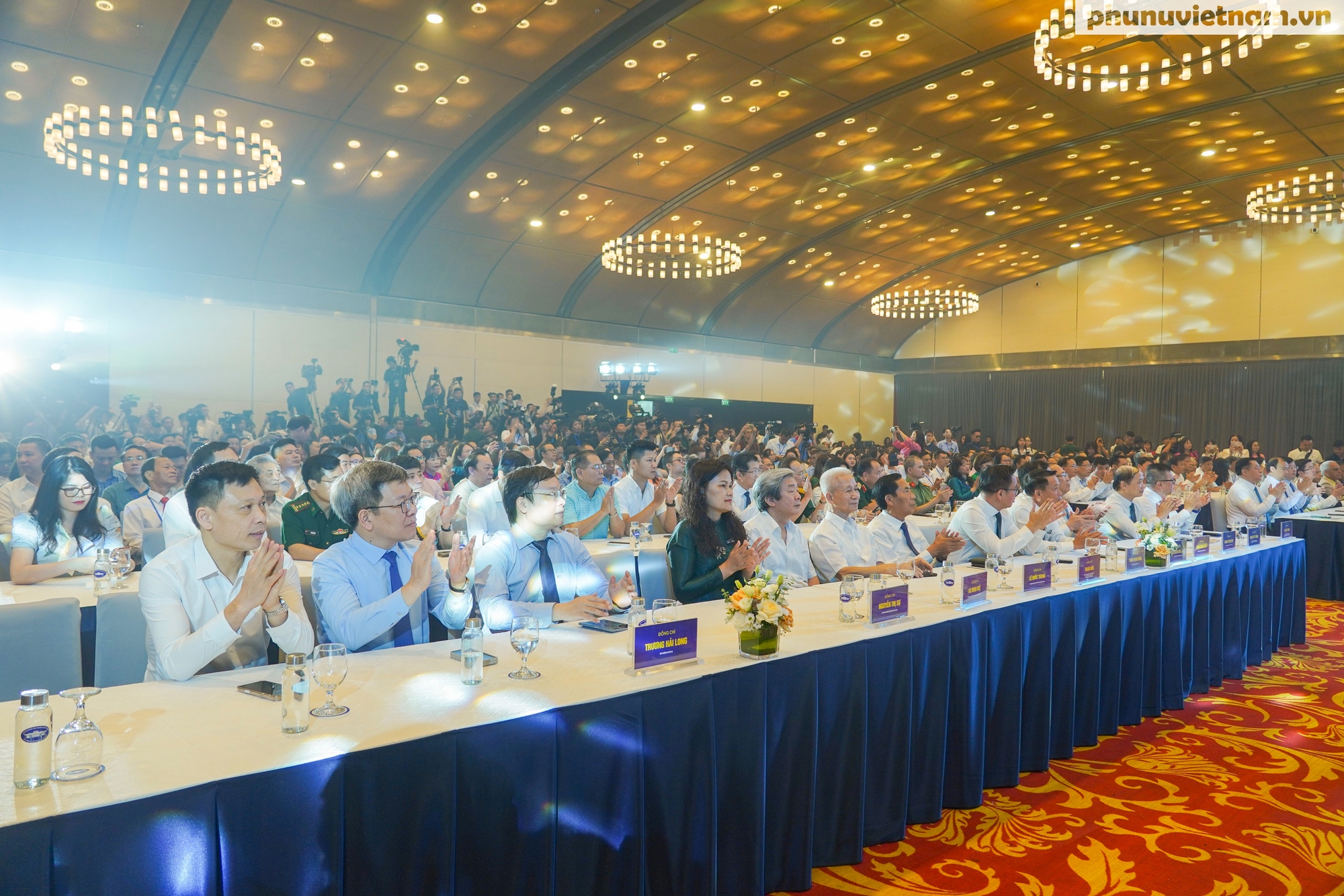 Khai mạc Hội Báo toàn quốc 2025: Khát vọng vươn xa của Báo chí Cách mạng Việt Nam trong kỷ nguyên mới - Ảnh 3. Khai mạc Hội Báo toàn quốc 2025: Khát vọng vươn xa của Báo chí Cách mạng Việt Nam trong kỷ nguyên mới - Ảnh 3.