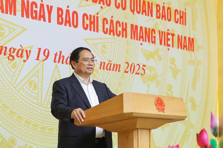 Thủ tướng: Báo chí cách mạng tiếp tục phát huy truyền thống trăm năm với "tâm sáng - lòng trong - bút sắc"- Ảnh 6. Thủ tướng: Báo chí cách mạng tiếp tục phát huy truyền thống trăm năm với "tâm sáng - lòng trong - bút sắc"- Ảnh 6.