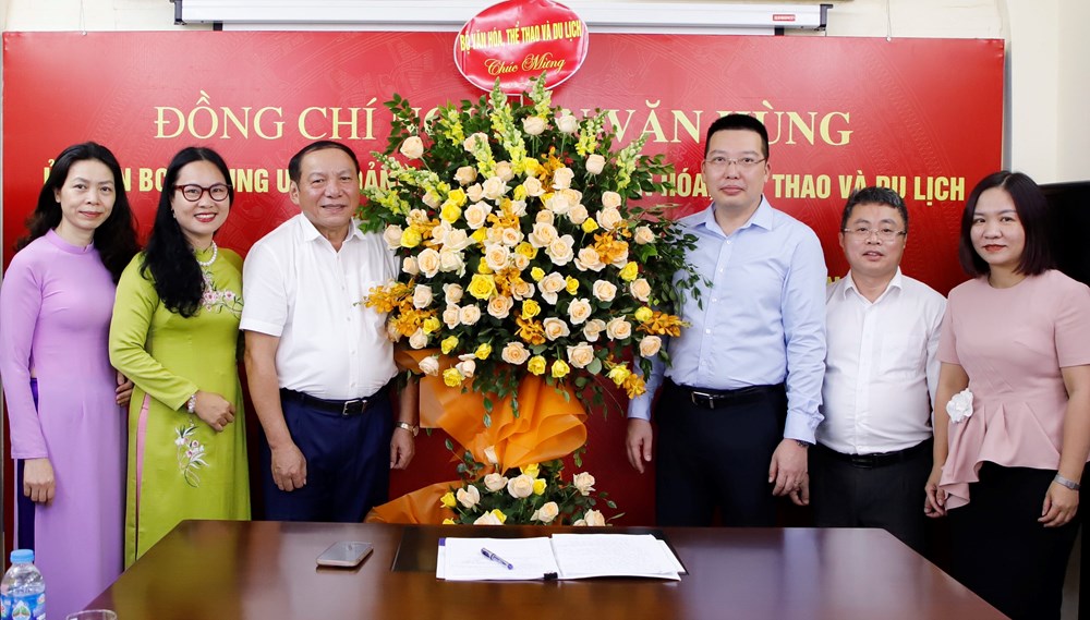 Bộ trưởng Nguyễn Văn Hùng: Báo chí cách mạng Việt Nam: "Mạch nguồn tri thức - Kết nối niềm tin"- Ảnh 4.