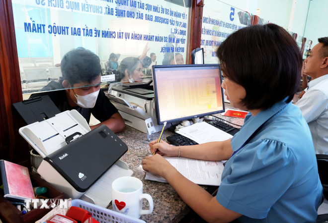 Những chính sách đột phá trong quản lý và sử dụng cán bộ, công chức- Ảnh 1. Những chính sách đột phá trong quản lý và sử dụng cán bộ, công chức- Ảnh 1.