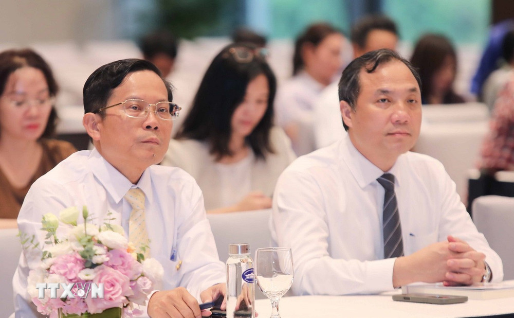 Khai mở không gian sáng tạo, định vị chiến lược cho báo chí trong kỷ nguyên mới- Ảnh 1. Khai mở không gian sáng tạo, định vị chiến lược cho báo chí trong kỷ nguyên mới- Ảnh 1.