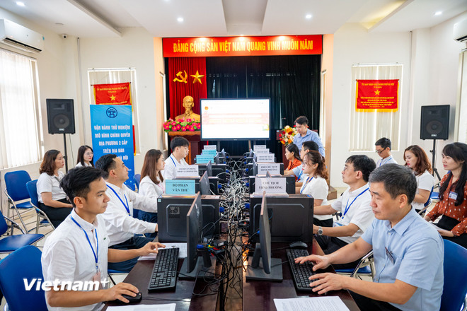 Hà Nội chính thức vận hành thử nghiệm chính quyền 2 cấp tại 126 phường, xã- Ảnh 10. Hà Nội chính thức vận hành thử nghiệm chính quyền 2 cấp tại 126 phường, xã- Ảnh 10.