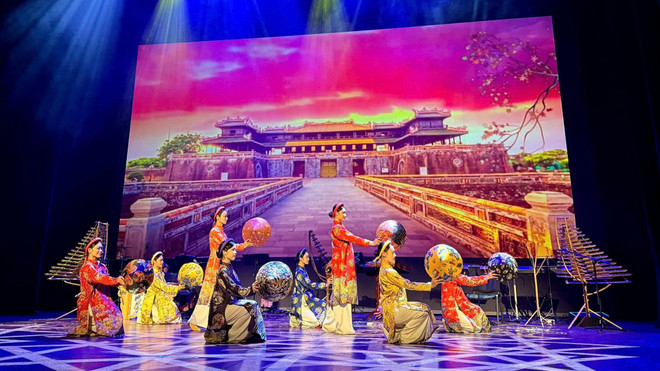 Văn hóa Việt Nam hiện diện đậm nét giữa Bảo tàng châu Á - Thái Bình Dương- Ảnh 2. Văn hóa Việt Nam hiện diện đậm nét giữa Bảo tàng châu Á - Thái Bình Dương- Ảnh 2.