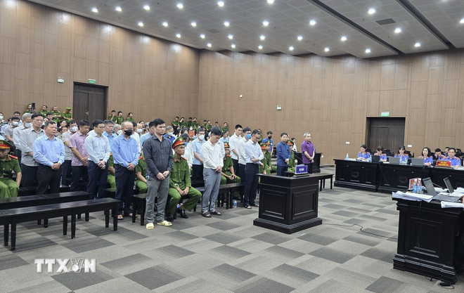Xét xử vụ Phúc Sơn: Xử lý nghiêm các bị cáo có vai trò chủ mưu, thao túng- Ảnh 1. Xét xử vụ Phúc Sơn: Xử lý nghiêm các bị cáo có vai trò chủ mưu, thao túng- Ảnh 1.