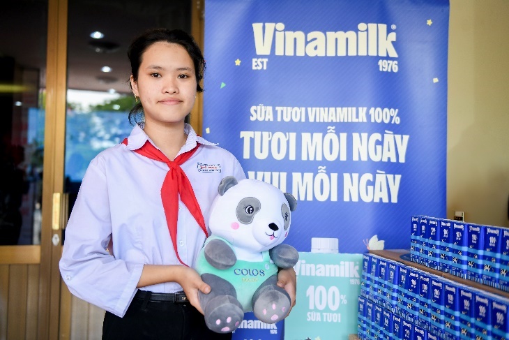 Gần 70.000 hộp sữa được trao tặng cho trẻ em khó khăn, khởi đầu 'Tháng của trẻ em' đầy ý nghĩa- Ảnh 7.
