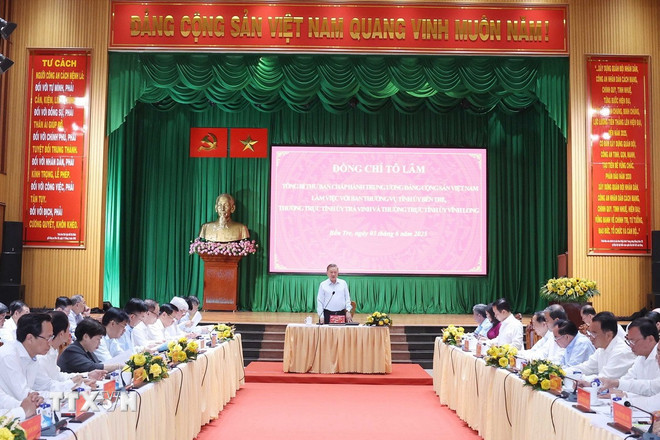 Tổng Bí thư: Hợp nhất Vĩnh Long-Bến Tre-Trà Vinh là quyết định chiến lược- Ảnh 1. Tổng Bí thư: Hợp nhất Vĩnh Long-Bến Tre-Trà Vinh là quyết định chiến lược- Ảnh 1.