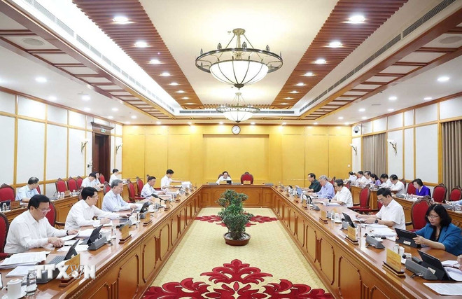 "Bố trí, sắp xếp cán bộ đúng nguyên tắc, không để phát sinh vấn đề phức tạp nội bộ"- Ảnh 2. "Bố trí, sắp xếp cán bộ đúng nguyên tắc, không để phát sinh vấn đề phức tạp nội bộ"- Ảnh 2.