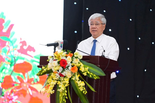 Chủ tịch Đỗ Văn Chiến: Sau sắp xếp, tinh gọn bộ máy, vị thế của Công đoàn ngày càng được nâng lên- Ảnh 2. Chủ tịch Đỗ Văn Chiến: Sau sắp xếp, tinh gọn bộ máy, vị thế của Công đoàn ngày càng được nâng lên- Ảnh 2.
