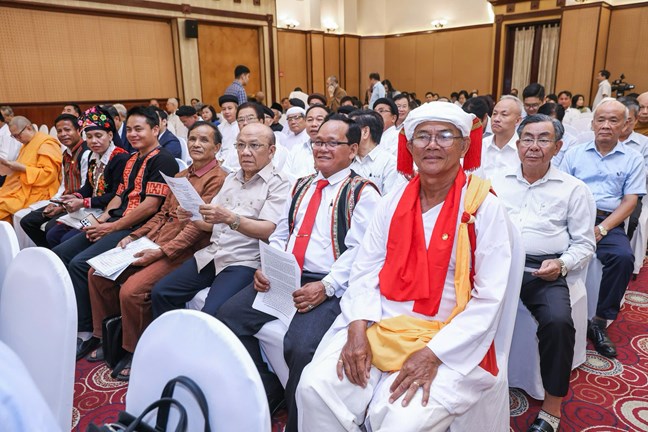 Hội nghị Ủy ban Trung ương MTTQ Việt Nam lần thứ tư, khóa X, nhiệm kỳ 2024-2029- Ảnh 4. Hội nghị Ủy ban Trung ương MTTQ Việt Nam lần thứ tư, khóa X, nhiệm kỳ 2024-2029- Ảnh 4.