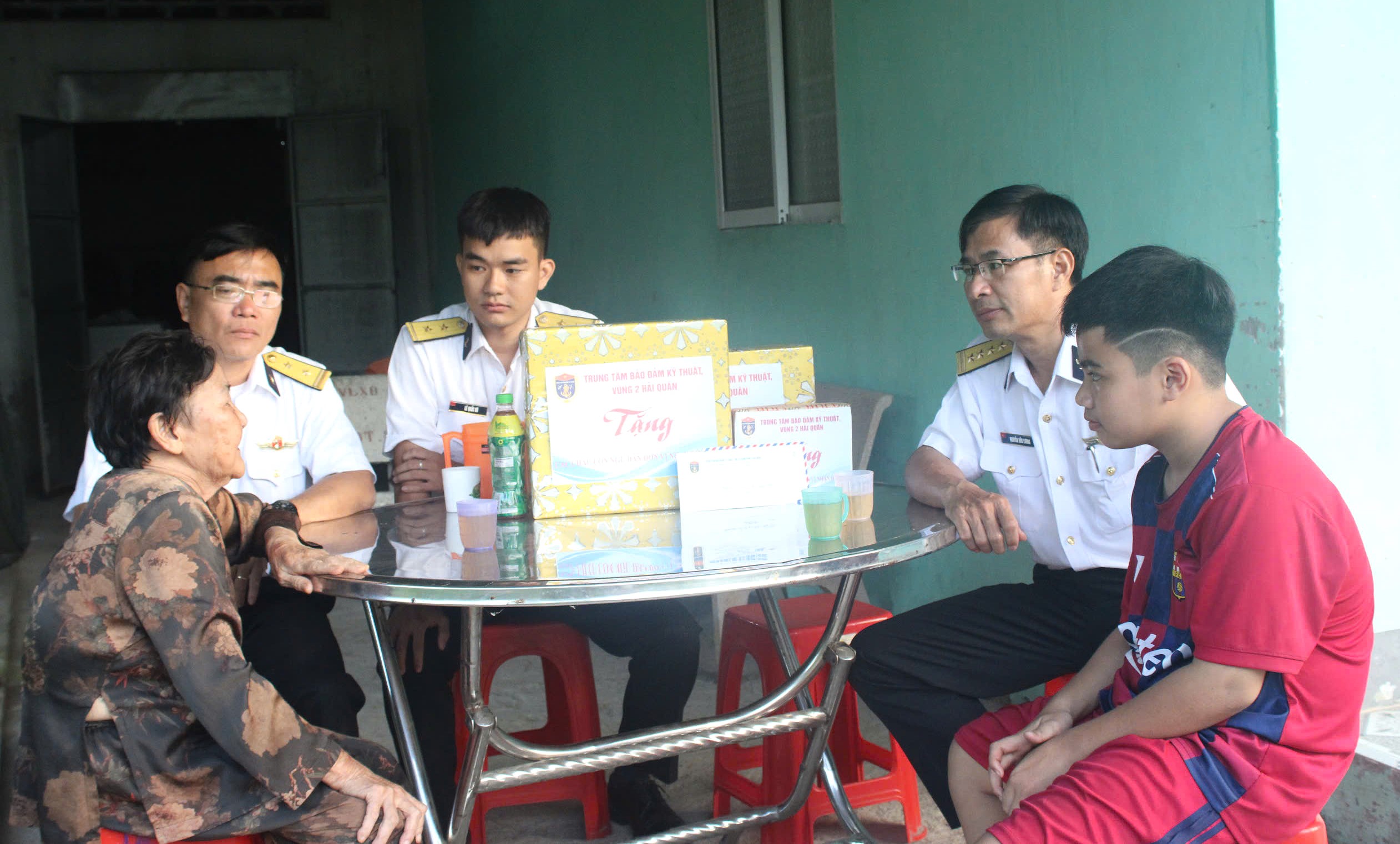 Účinnost modelu „1 000 VND pomáhá dětem rybářů chodit do školy“ – Foto 2. Hiệu quả từ mô hình