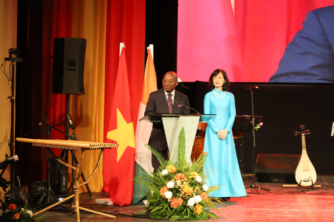 Trang trọng Lễ kỷ niệm 50 năm thiết lập quan hệ ngoại giao Việt Nam-Côte d'Ivoire- Ảnh 1.