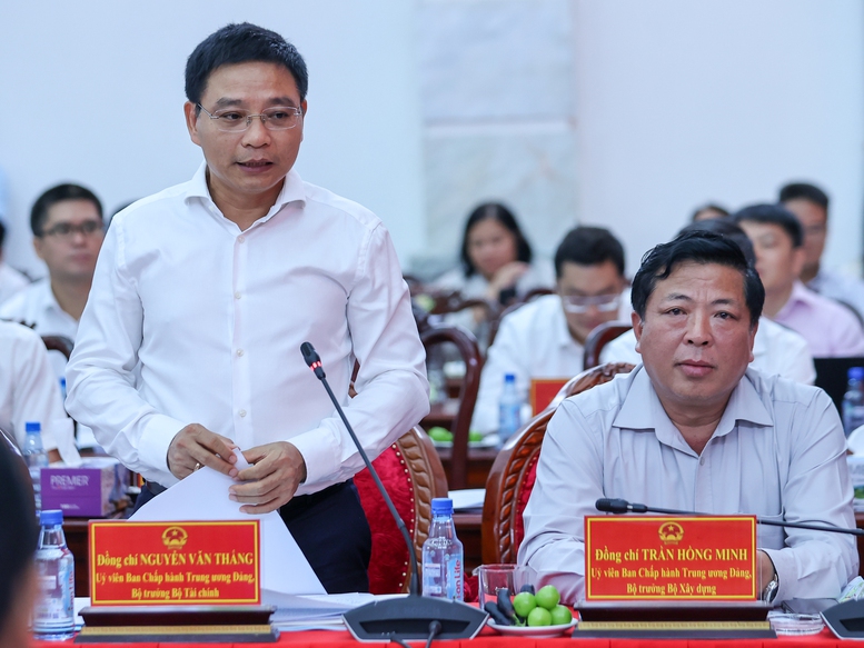 Thủ tướng: Đồng bằng sông Cửu Long cần đoàn kết hơn nữa, bứt phá, thần tốc hơn nữa- Ảnh 5. Thủ tướng: Đồng bằng sông Cửu Long cần đoàn kết hơn nữa, bứt phá, thần tốc hơn nữa- Ảnh 5.