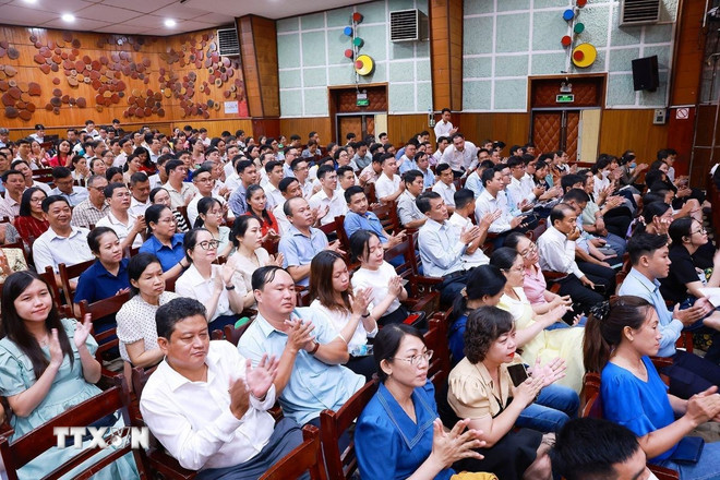 "Cần Thơ sẽ phát huy vai trò đầu tàu trong khu vực trên tất cả các lĩnh vực"- Ảnh 2. "Cần Thơ sẽ phát huy vai trò đầu tàu trong khu vực trên tất cả các lĩnh vực"- Ảnh 2.