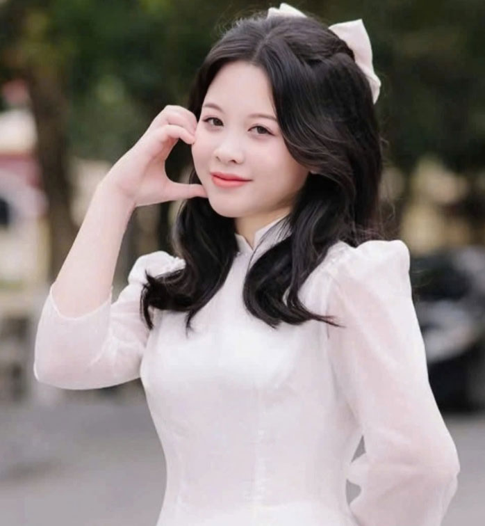Thành tích học tập ấn tượng của 4 nữ thủ khoa Kỳ thi tốt nghiệp THPT 2025- Ảnh 3. Thành tích học tập ấn tượng của 4 nữ thủ khoa Kỳ thi tốt nghiệp THPT 2025- Ảnh 3.