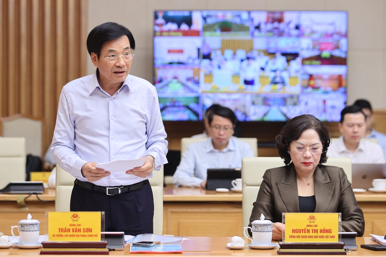 Thủ tướng: Tăng trưởng 8,3-8,5% năm 2025 không là "mục tiêu bất khả thi"- Ảnh 3. Thủ tướng: Tăng trưởng 8,3-8,5% năm 2025 không là "mục tiêu bất khả thi"- Ảnh 3.