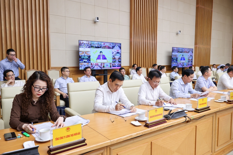 Thủ tướng: Tăng trưởng 8,3-8,5% năm 2025 không là "mục tiêu bất khả thi"- Ảnh 10. Thủ tướng: Tăng trưởng 8,3-8,5% năm 2025 không là "mục tiêu bất khả thi"- Ảnh 10.