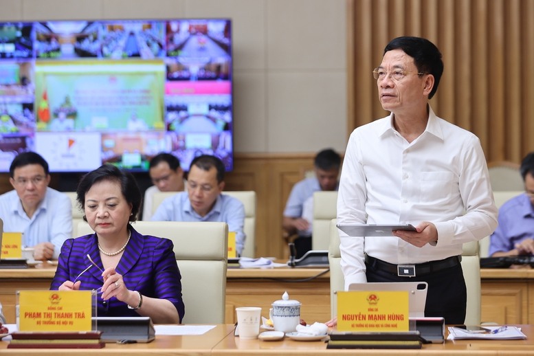 Thủ tướng: Tăng trưởng 8,3-8,5% năm 2025 không là "mục tiêu bất khả thi"- Ảnh 8. Thủ tướng: Tăng trưởng 8,3-8,5% năm 2025 không là "mục tiêu bất khả thi"- Ảnh 8.