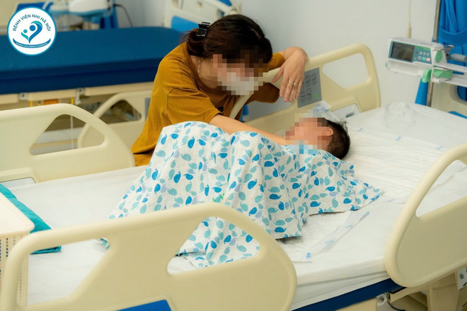 Thông tin mới nhất về tình hình 2 nạn nhân nhỏ tuổi trong vụ tai nạn ở Dương Nội- Ảnh 1.