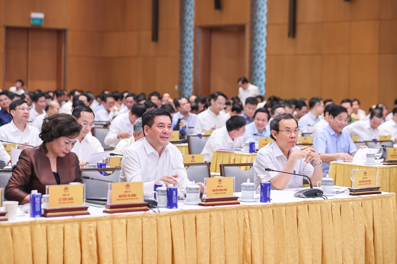 Thủ tướng: Tháo gỡ vướng mắc cho gần 3.000 dự án tồn đọng với tinh thần "6 rõ"- Ảnh 2. Thủ tướng: Tháo gỡ vướng mắc cho gần 3.000 dự án tồn đọng với tinh thần "6 rõ"- Ảnh 2.