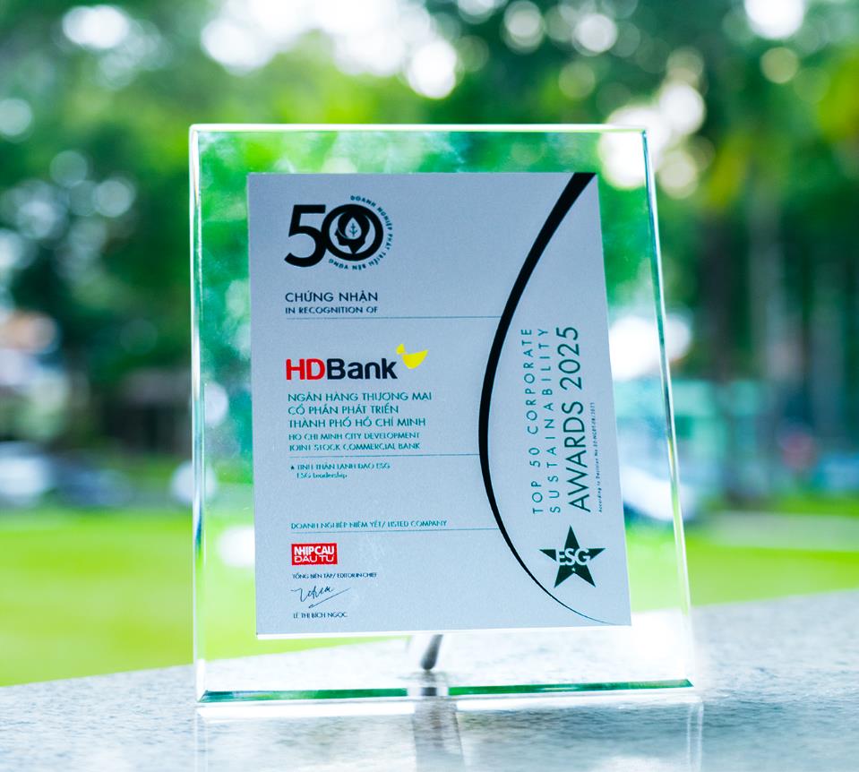 HDBank khẳng định vị thế với loạt giải thưởng ESG, ngoại hối và thanh toán quốc tế- Ảnh 1. HDBank khẳng định vị thế với loạt giải thưởng ESG, ngoại hối và thanh toán quốc tế- Ảnh 1.