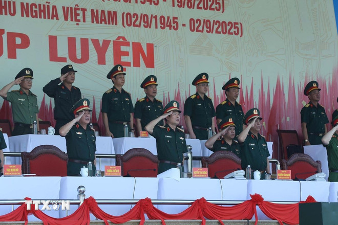 Lần đầu tiên Quân đội, Công an tổng hợp luyện chuẩn bị kỷ niệm 80 năm Quốc khánh- Ảnh 1.