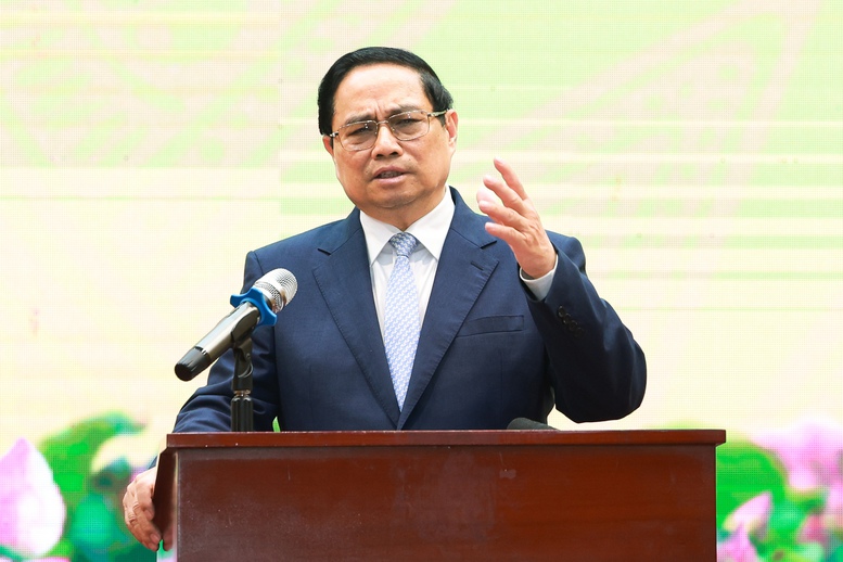 Thủ tướng Phạm Minh Chính trao Quyết định giao quyền Bộ trưởng Bộ Nông nghiệp và Môi trường- Ảnh 2. Thủ tướng Phạm Minh Chính trao Quyết định giao quyền Bộ trưởng Bộ Nông nghiệp và Môi trường- Ảnh 2.