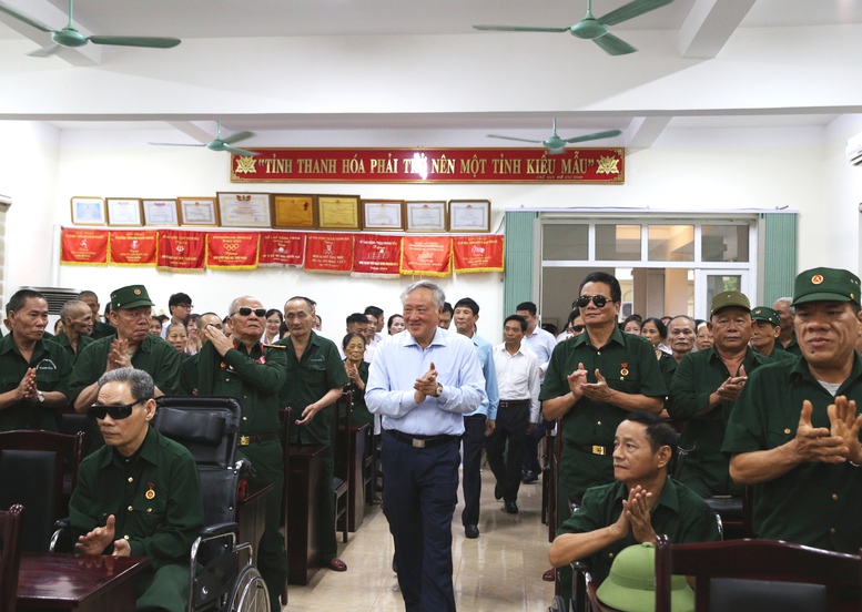 Đảng và Nhà nước luôn dành sự quan tâm đặc biệt trong chăm lo cho người có công, gia đình chính sách- Ảnh 1. Đảng và Nhà nước luôn dành sự quan tâm đặc biệt trong chăm lo cho người có công, gia đình chính sách- Ảnh 1.
