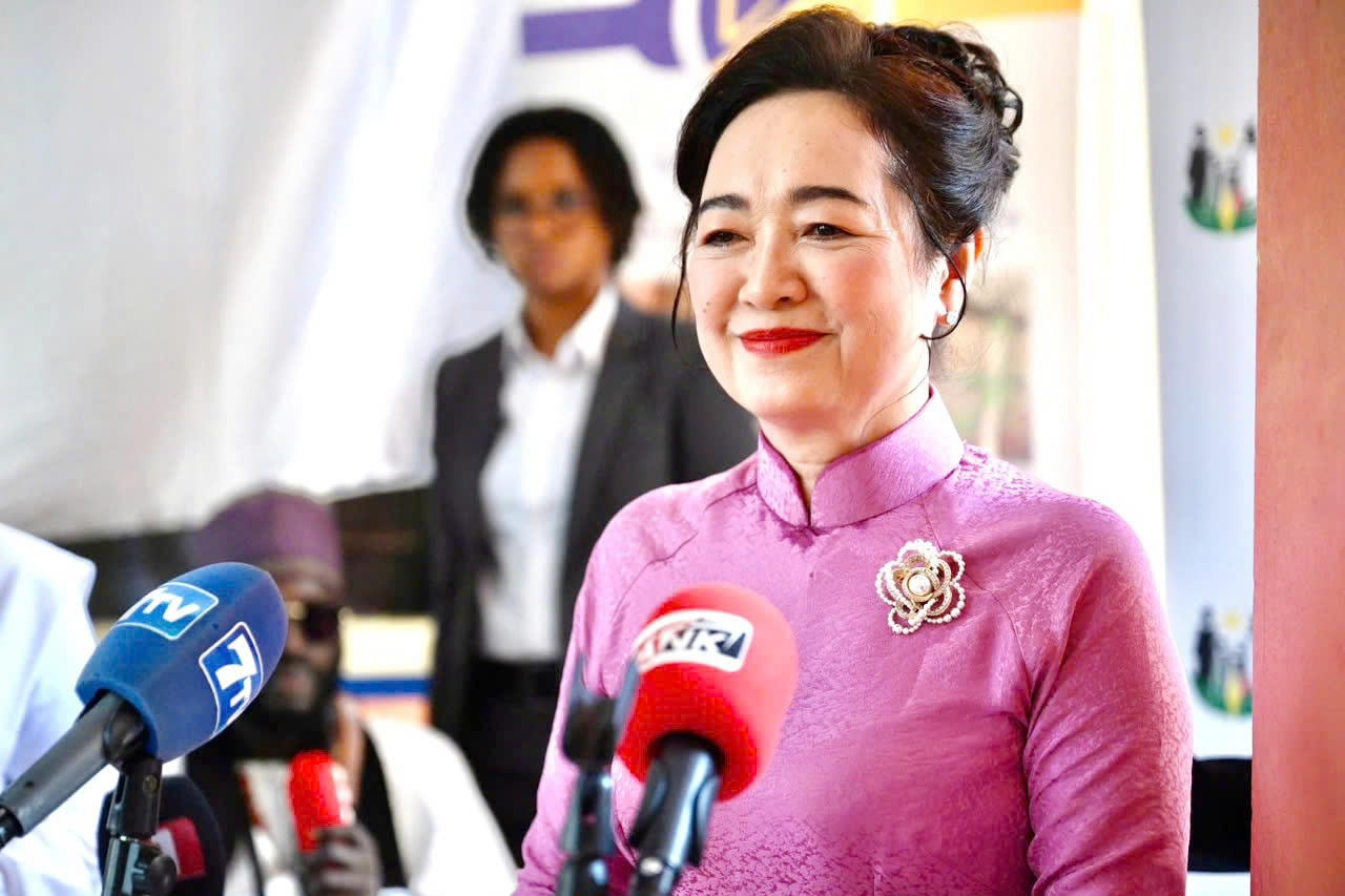 Phu nhân Chủ tịch Quốc hội Nguyễn Thị Thanh Nga thăm Trung tâm Hỗ trợ trẻ em tại Senegal- Ảnh 4.