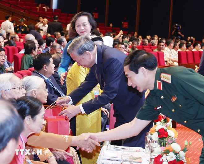 Tổng Bí thư: Chăm lo người có công là bổn phận, nhiệm vụ thường xuyên, lâu dài- Ảnh 2.