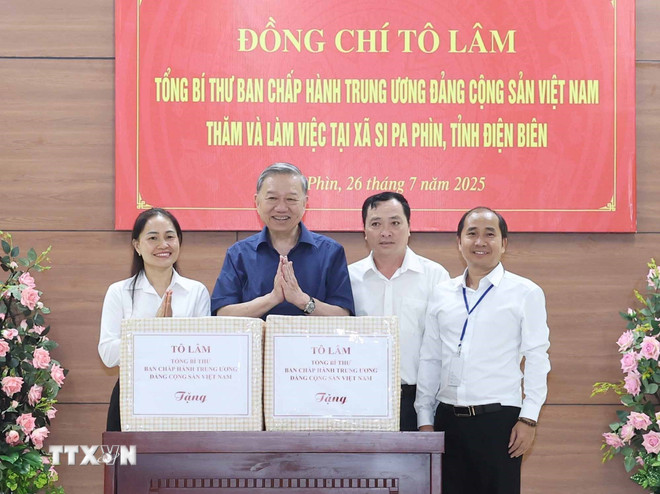 Tổng Bí thư kiểm tra vận hành hệ thống chính trị xã Si Pa Phìn, tỉnh Điện Biên- Ảnh 2. Tổng Bí thư kiểm tra vận hành hệ thống chính trị xã Si Pa Phìn, tỉnh Điện Biên- Ảnh 2.